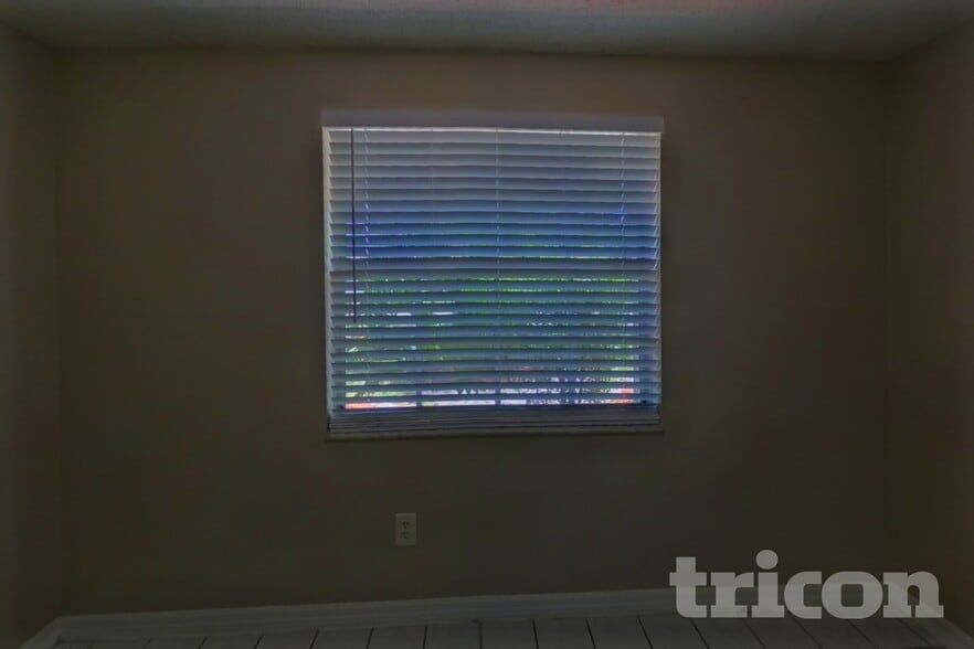 Building Photo - 2814 Cedaridge Dr