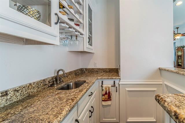 Building Photo - 5120 Ambergate Ln