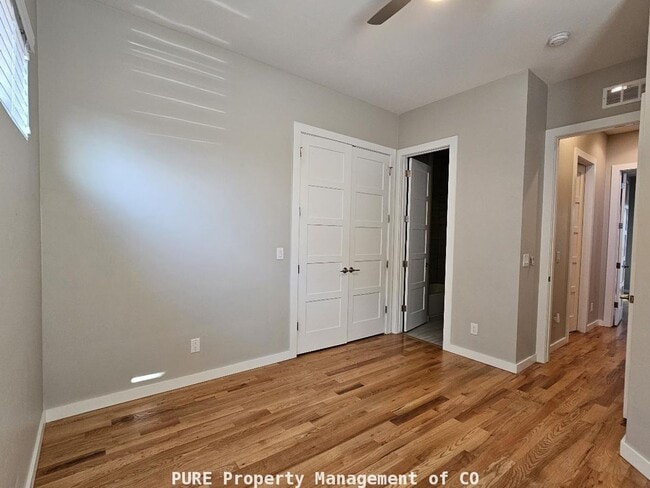Building Photo - Beautiful 2 BR 4BA in the Highlands