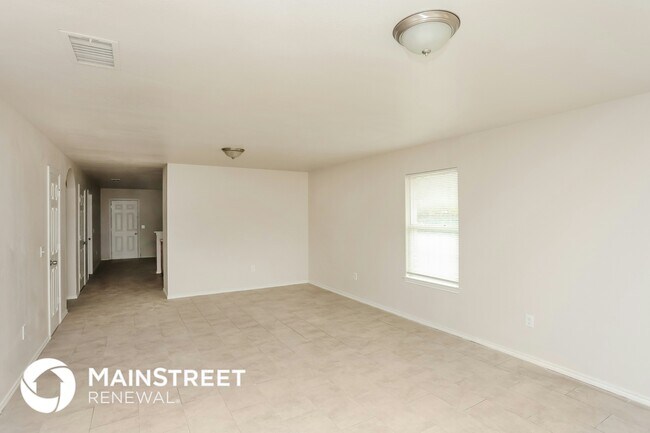 Building Photo - 3541 Pueblo St