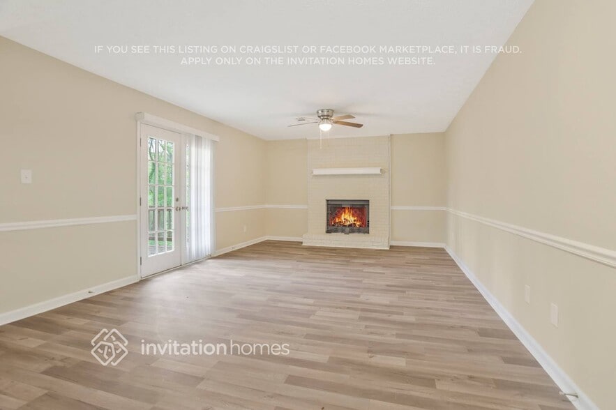 Building Photo - 350 Edna Dr