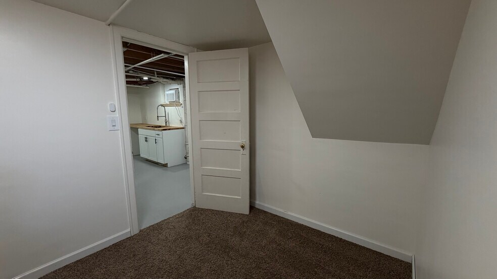 Building Photo - 2659 Brinker Ave