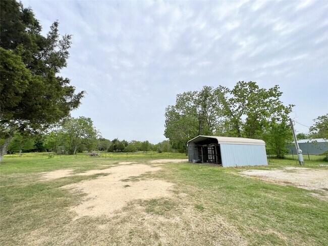 Building Photo - 10125 Needville Fairchilds Rd