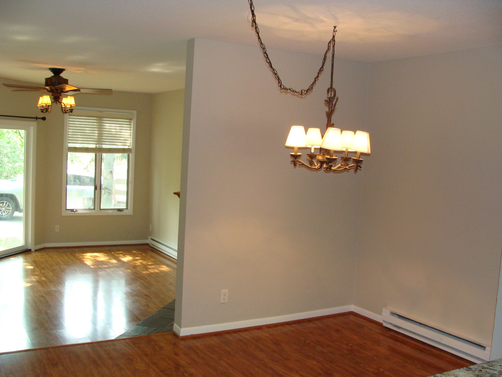 Building Photo - 945 Red Sandstone Rd