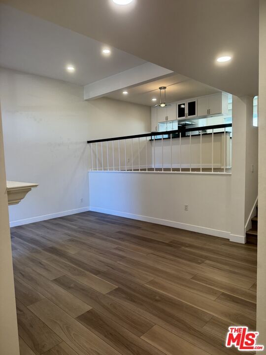 Building Photo - 4775 La Villa Marina