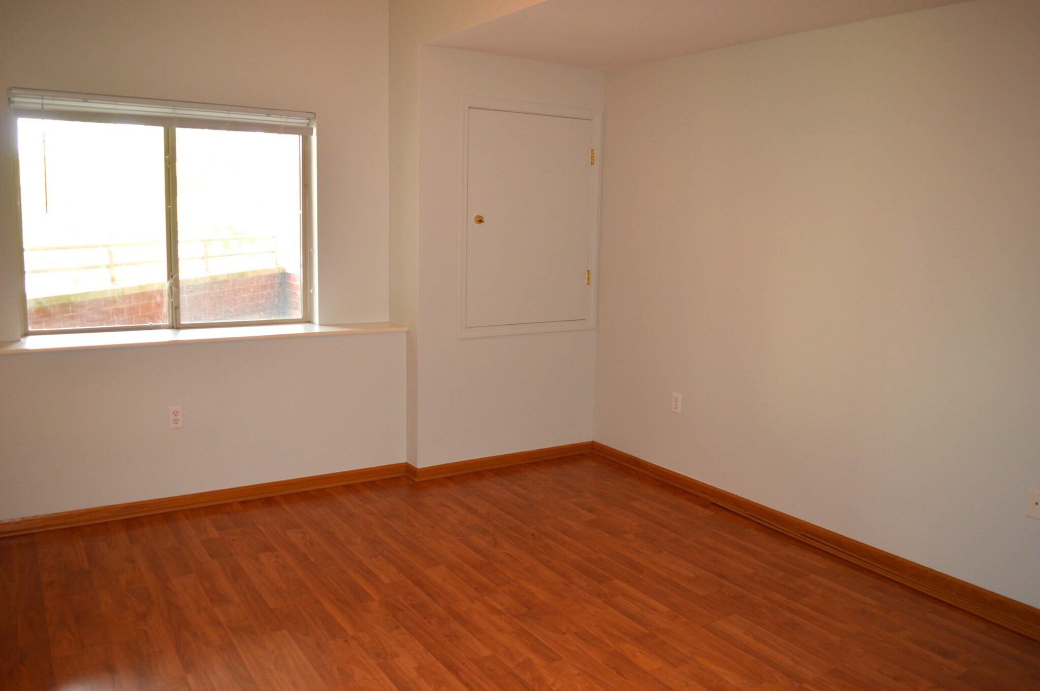 Building Photo - 301 Harbour Town Dr