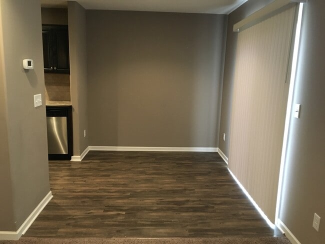 Building Photo - Newer 3 Bed Townhome in Grain Valley