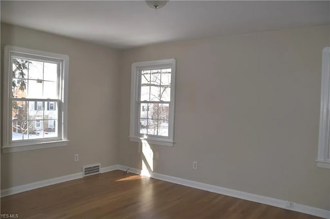 Building Photo - 3719 Riedham Rd