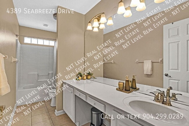 Building Photo - 4389 Seabreeze Dr