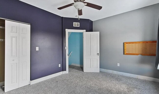 Building Photo - 3BR Home in Red Lion SD | Finished 3rd Floor, Garage, Balcony & Large Yard!