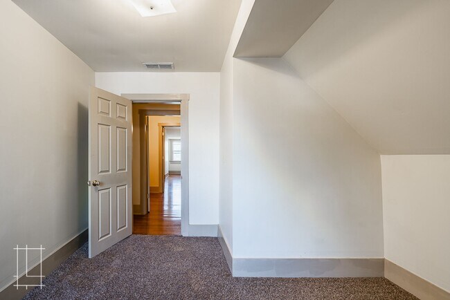 Building Photo - 350 Wilber Ave