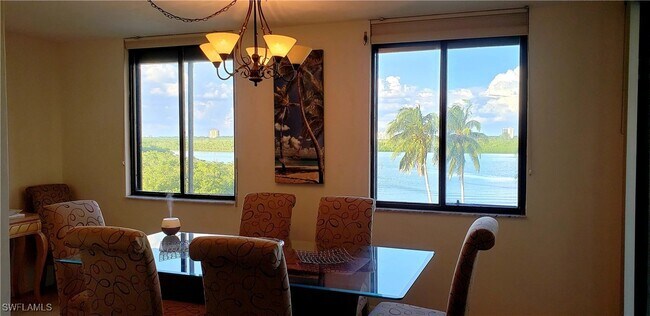 Building Photo - 15 Bluebill Ave