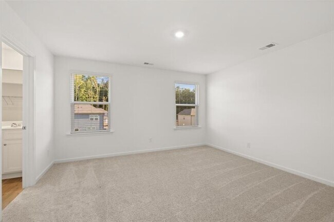 Building Photo - 458 Red Dragon Dr