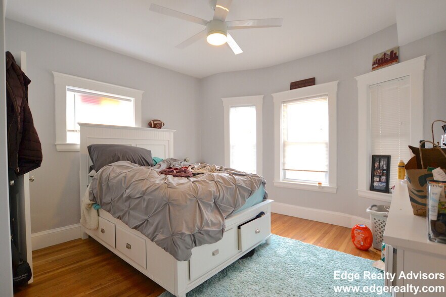 Building Photo - 41 Union St