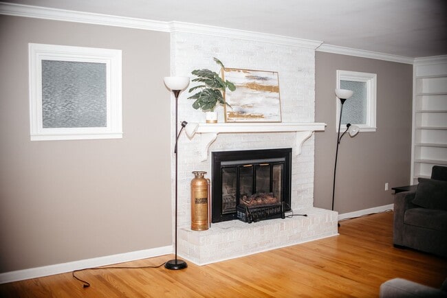 Building Photo - 1449 Jill Dr