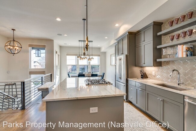 Building Photo - 3 br, 5 bath House - 206 S. 10th Street