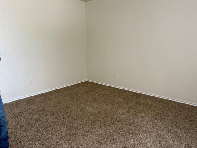 Building Photo - 11805 Stoney Meadow Dr