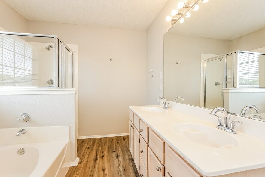 Building Photo - 1130 Colbert Ln