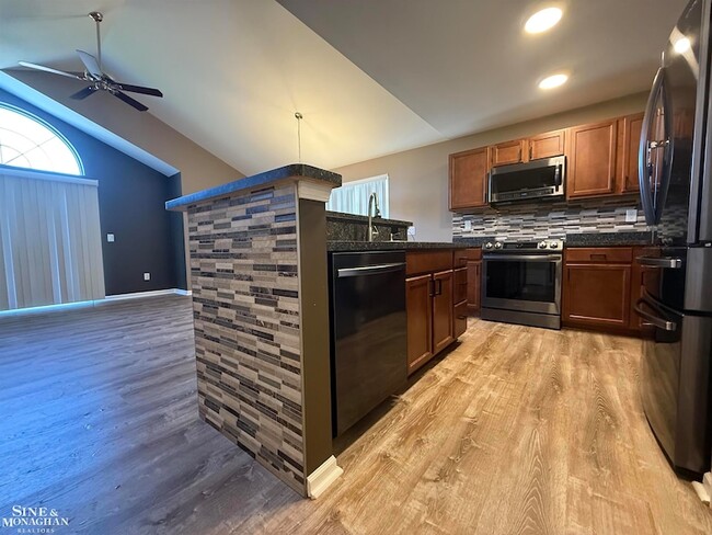 Building Photo - 27017 Carrington Pl