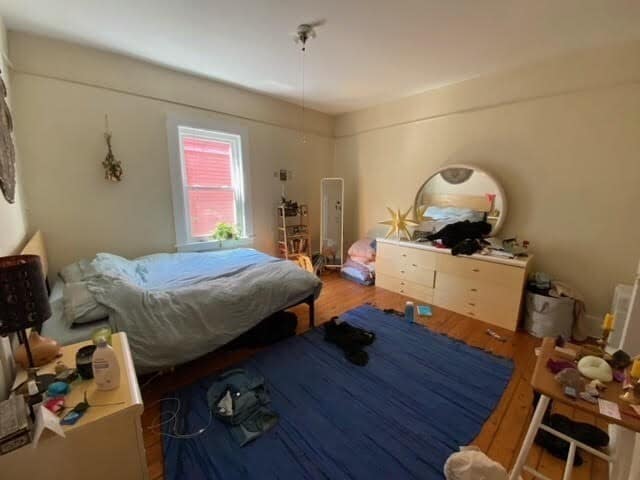 Building Photo - 54 Williams St