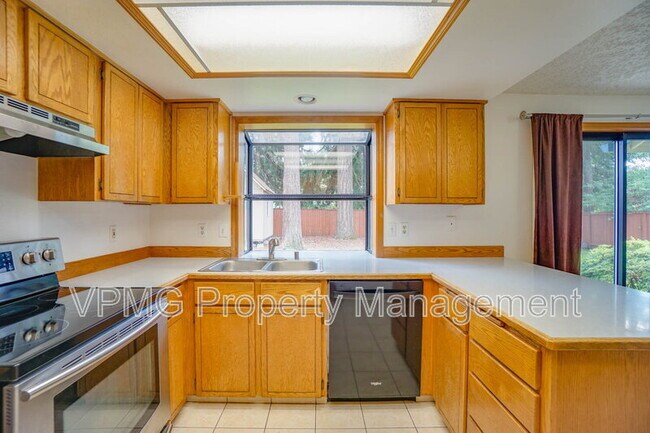 Building Photo - 4017 NE 157th Ave