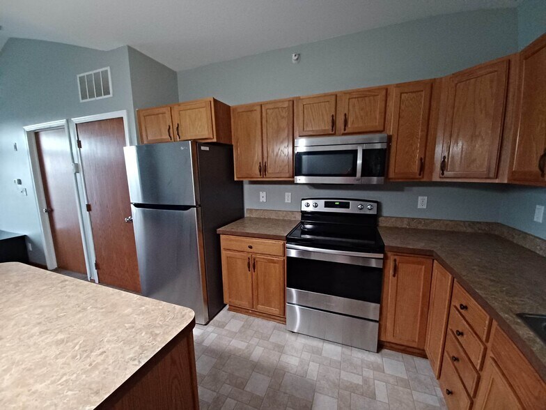 Building Photo - 4511 Twain Cir