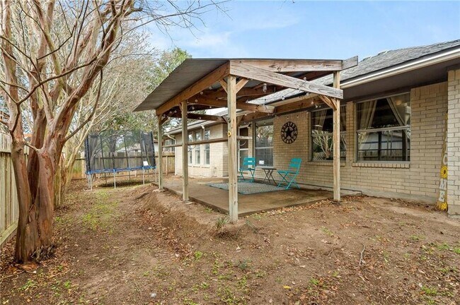 Building Photo - 1707 Gnu Gap