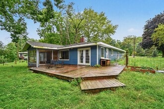 Building Photo - 7204 Thornapple River Ct SE