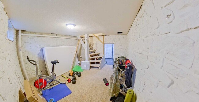 Building Photo - 3D Tour Available - Hot Tub + Fenced-In Yard + Washer & Dryer Included! Available July 3rd!