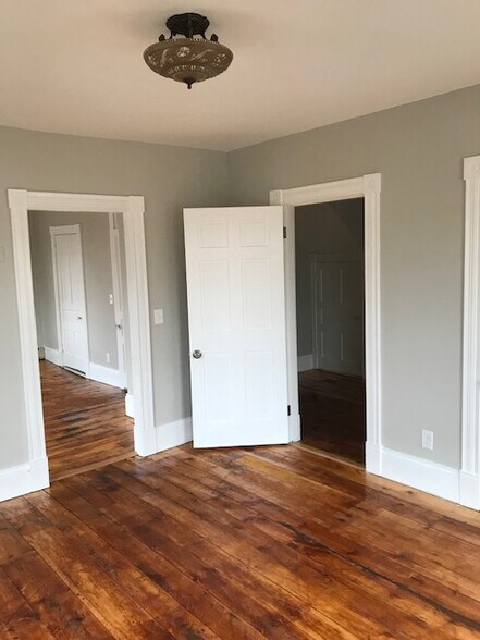 Building Photo - 17 Highland Park