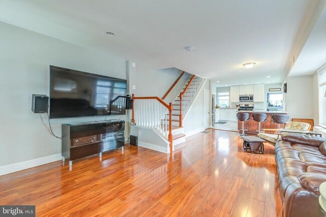 Building Photo - 231 Edgemont Ave