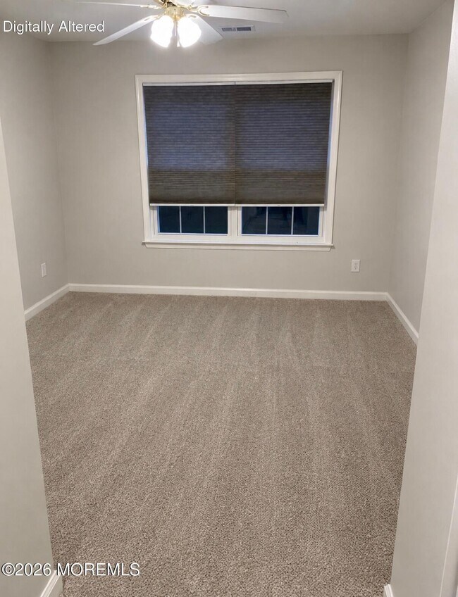Building Photo - 308 Wedgewood Cir