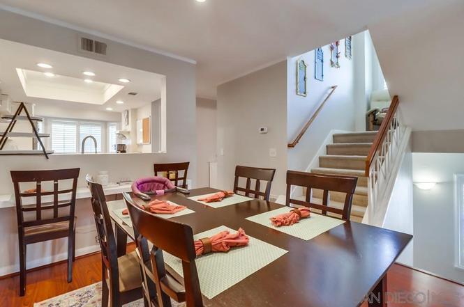 Building Photo - 7880 Mission Vista Dr