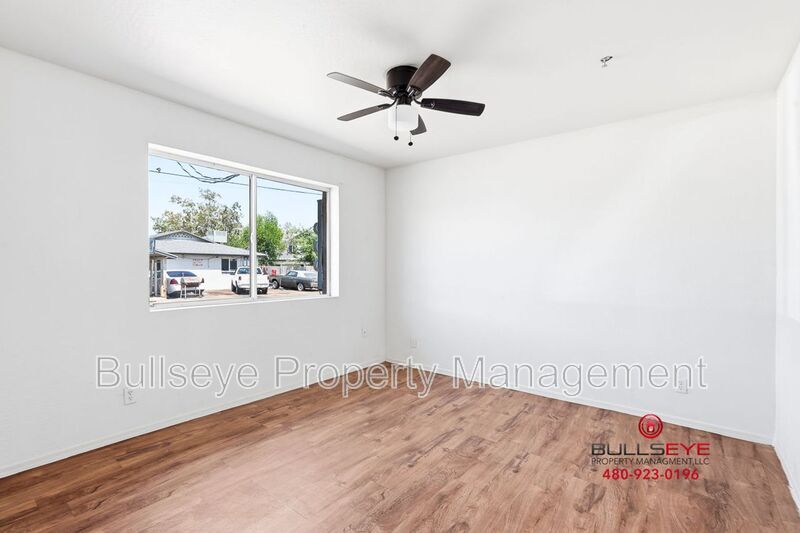 Building Photo - 5644 S 7th St