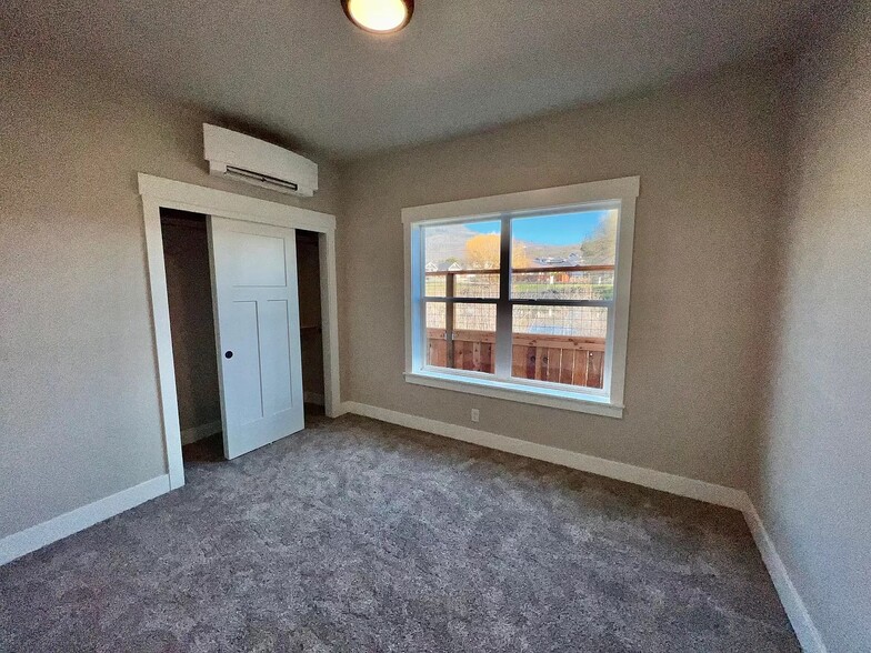 Building Photo - 2586 Tiffin Way