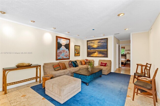 Building Photo - 6630 SW 102nd St