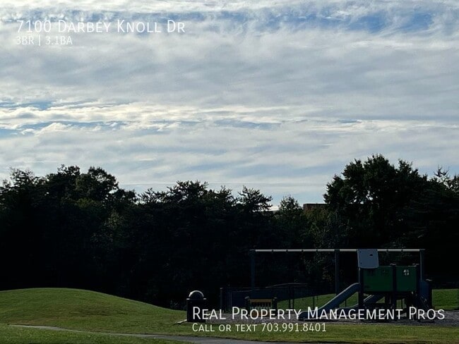 Building Photo - 7100 Darbey Knoll Dr