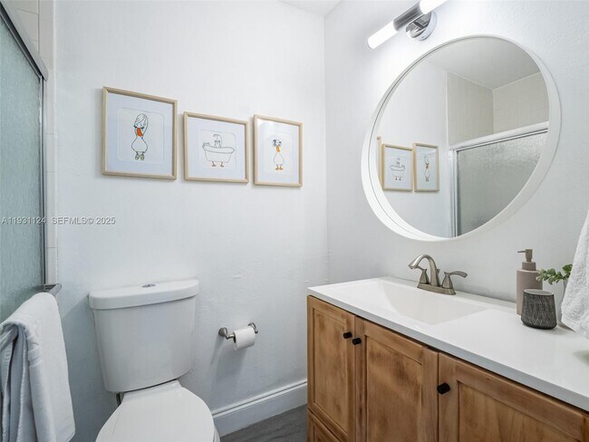 Building Photo - 511 SW 168th Ave