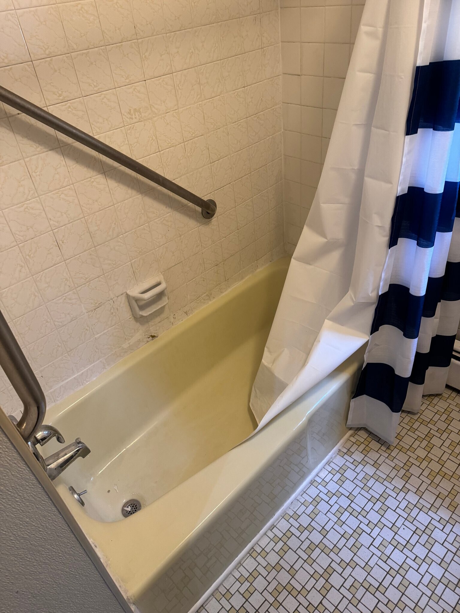 Building Photo - 98 Hartley Dr