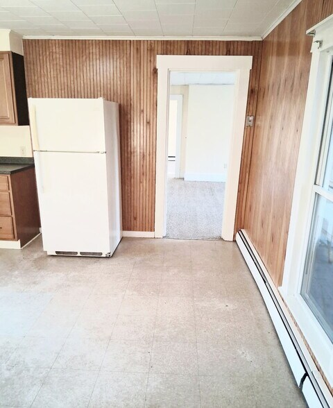 Building Photo - 430 Court St