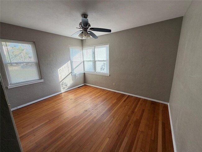 Building Photo - 321 Ribault Ave