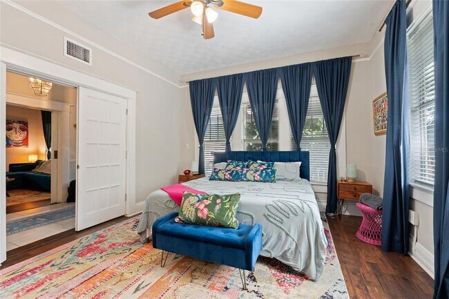 Building Photo - 905 E 22nd Ave.