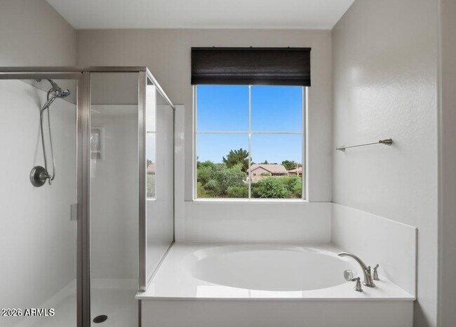 Building Photo - 1942 S Sycamore Pl