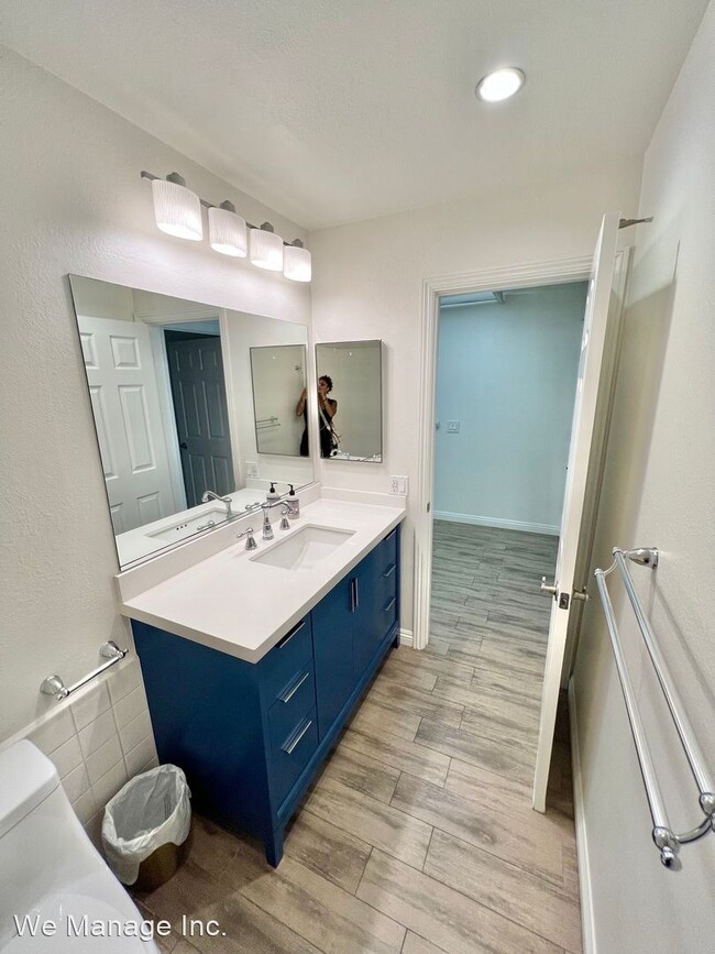 Building Photo - 1 br, 1 bath House - 6219 Marina Pacifica ...