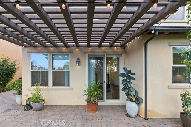 Building Photo - 55 Fuchsia