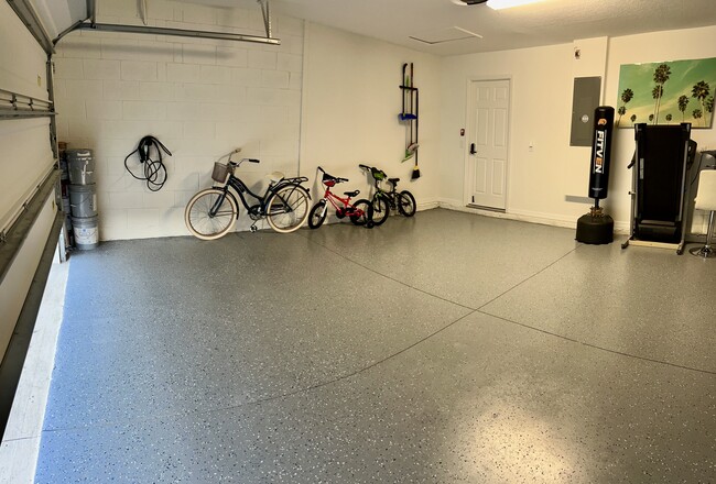 Building Photo - 1252 Denali Dr