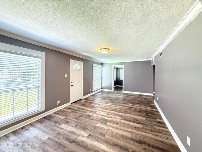 Building Photo - 5336 Cruz Rd