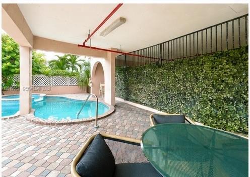 Building Photo - 8816 Collins Ave