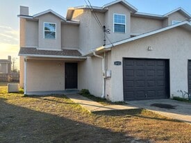 Building Photo - 1021 N Church Ave