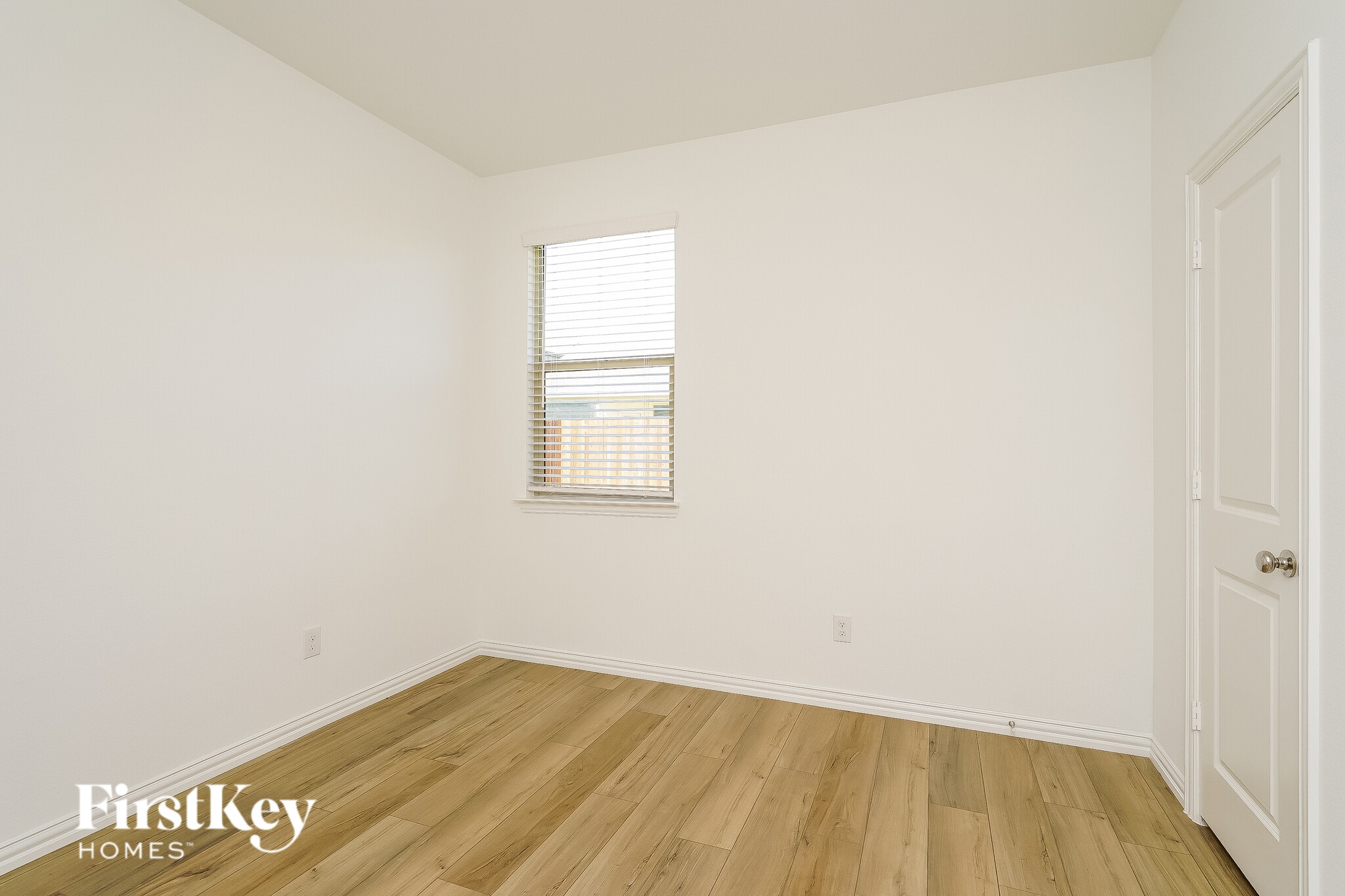 Building Photo - 1226 Sequoia Ln